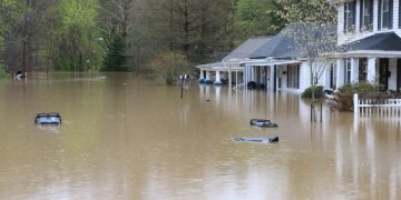9-Year-Old Boy Dies as Deadly Floods Ravage Central U.S. in Unrelenting Storm Surge